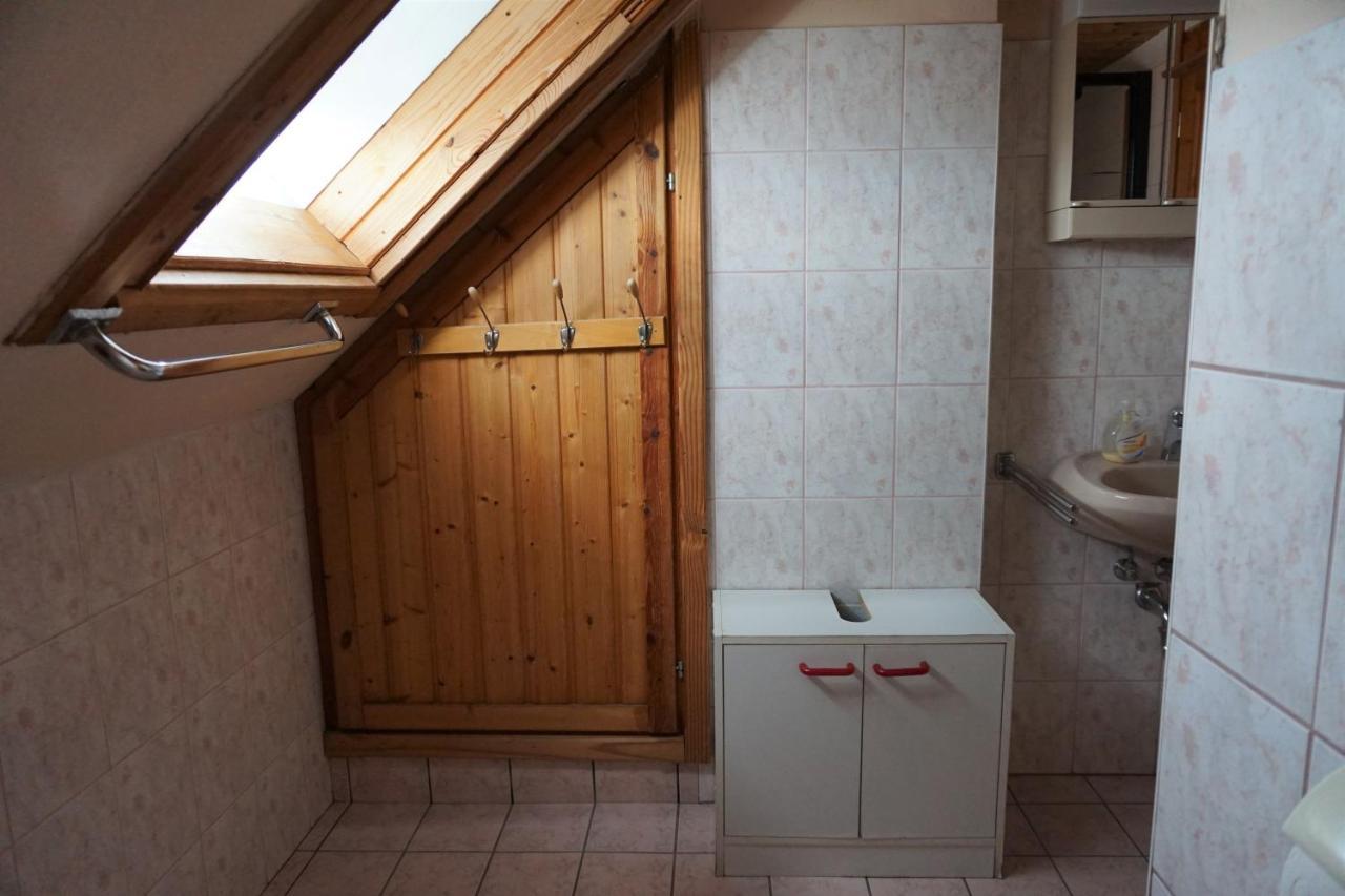 Apartamento Grosses Ferienhaus Plattensee Balaton - Nyaralo Haz 6 Szobaval, 5 Fuerdoszobaval, 3000 Nm Szolad Exterior foto